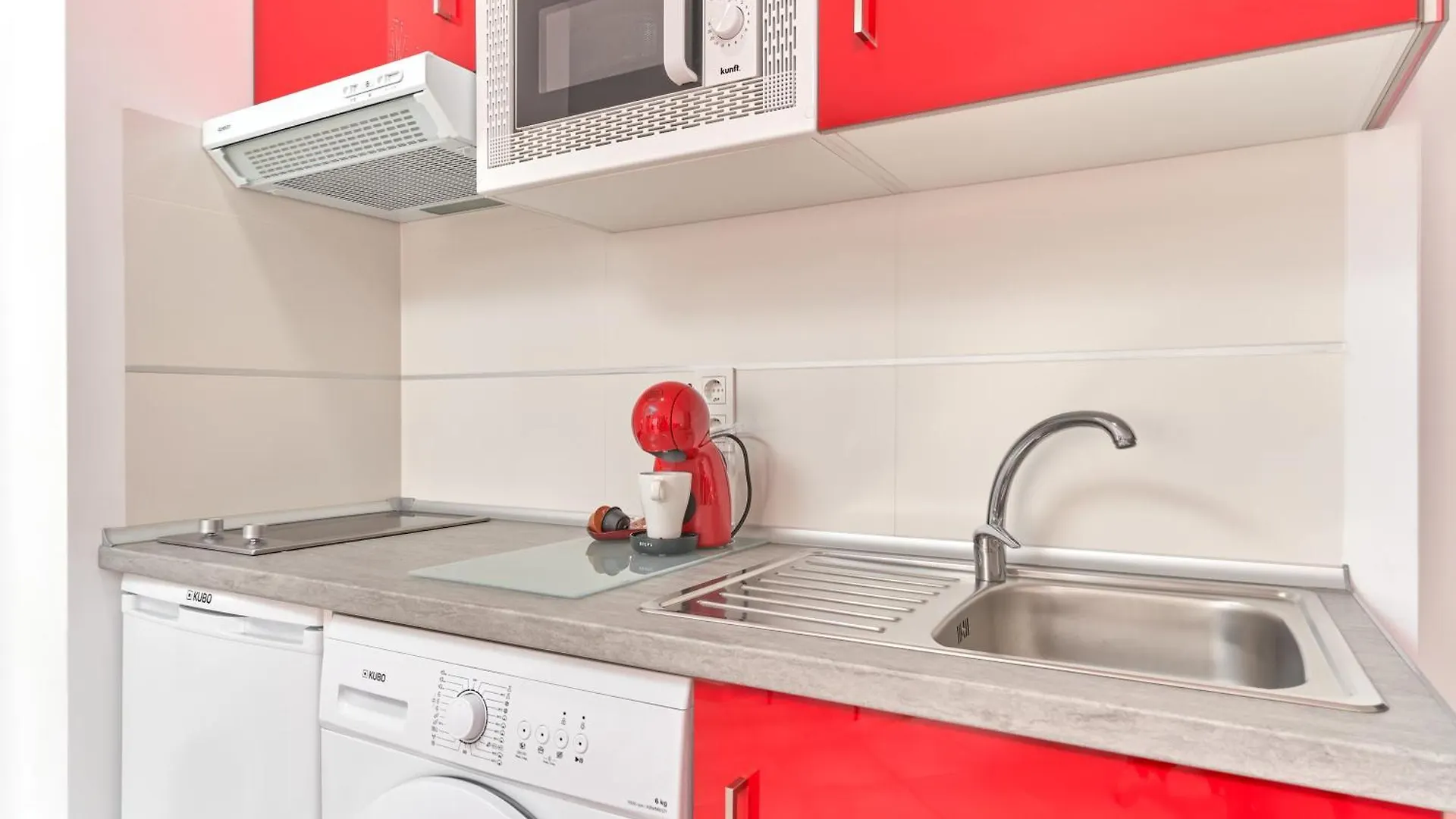 Nerja Boutique 201 Deluxe Apartment 0*,